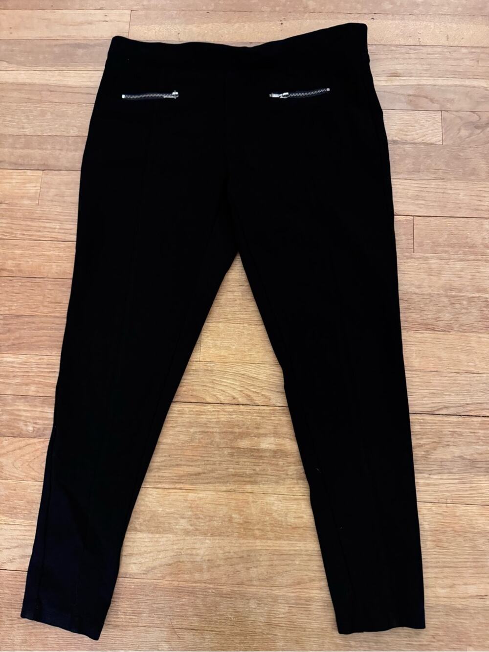 Matty M Women's Black Ankle Pants - Size M
 b89